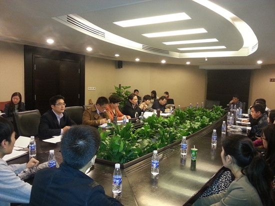 太阳成集团tyc33455cc(会硕中心)前往广州、深圳与专业硕士毕业生座谈