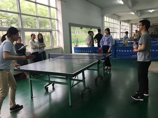 太阳成集团tyc33455cc四院研究生乒乓球联赛顺利举办